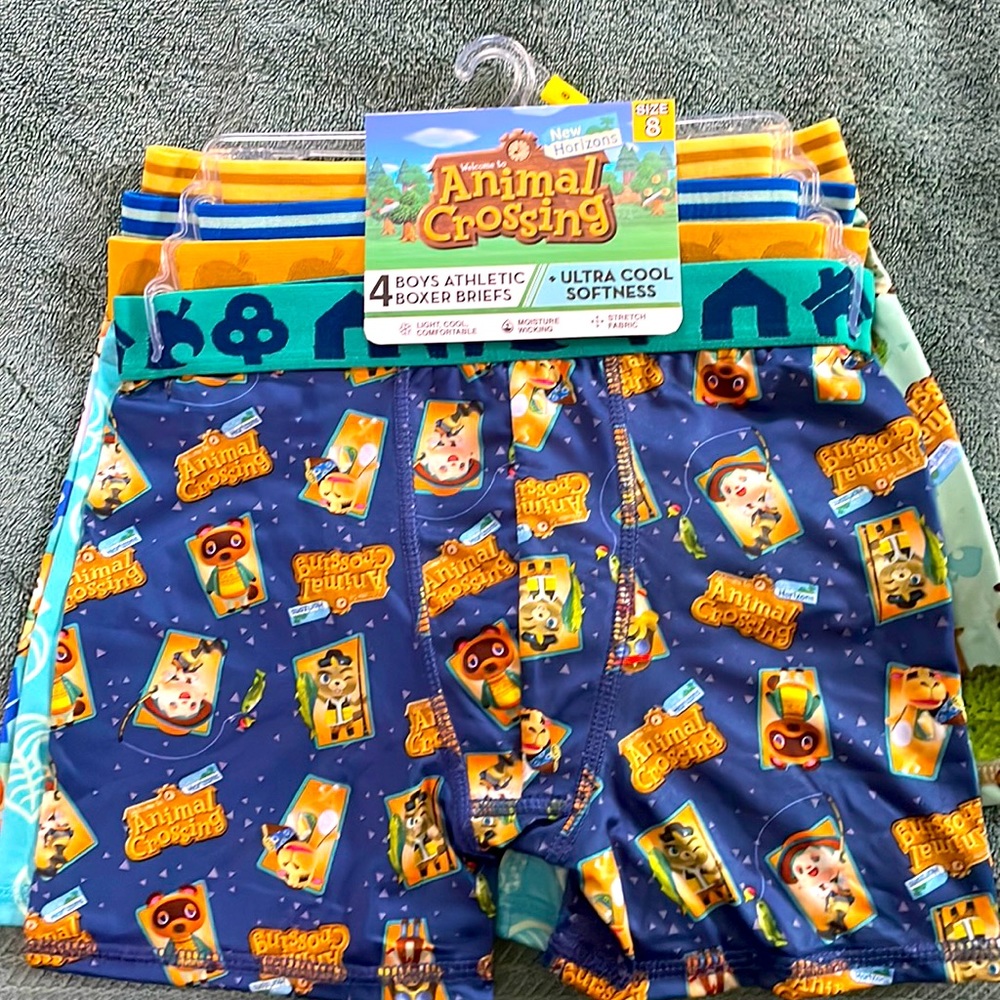 NWT - Animal Crossing 4 pack Boys Athletic Boxer Briefs, Size 8